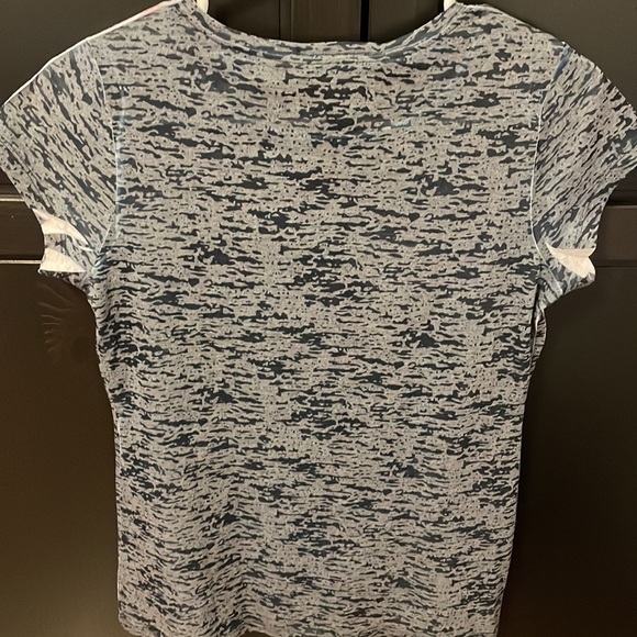 NEW INC embellished T-shirt w/ sequins. Black/pink/white/grey. Size M petite - Picture 5 of 9